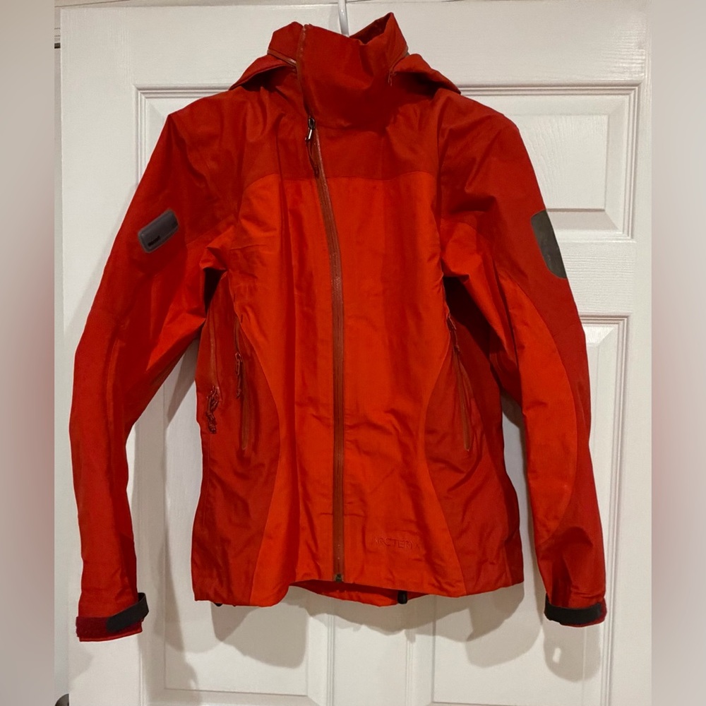 Arc'teryx Red Ski & Snow Jacket